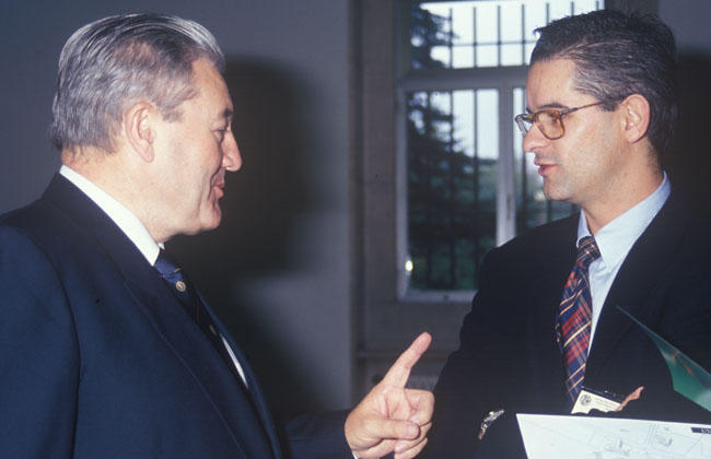 Establishment of the University Alumni Association