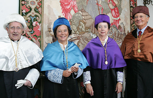 Lucas Mateo-Seco, Natalia López Moratalla, Mª Pilar Fernández Otero y Carlos Cavallé