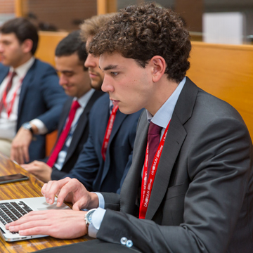 Grado en Derecho + Global Law Program (GLP)